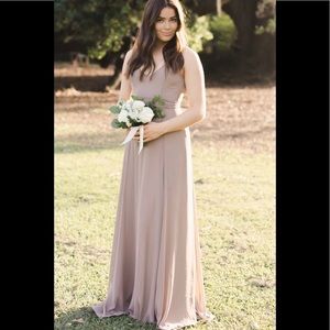 Jenn Maxi Dress in Show Me the Ring Crisp